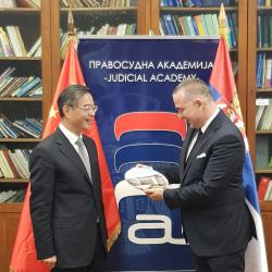 Predsednik i sudije Vrhovnog narodnog suda Narodne Republike Kine u poseti Pravosudnoj akademiji-8