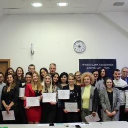 Svečana dodela sertifikata polaznicima specijalizovanih kurseva pravnog engleskog jezika u Nišu-5