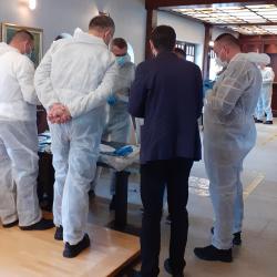 Доказна радња увиђаја и изузимање микротрагова приликом форензичке обраде лица места-10