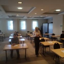 У току је полагање писменог дела пријемног испита XII генерације полазника