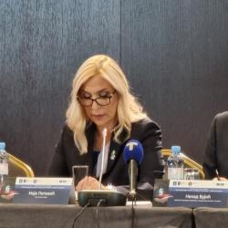 Галерија фотографија са округлог стола "Нови правосудни закони у интересу свих грађана - изазови и решења" - 4