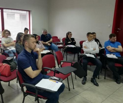 Primena načela parničnog postupka u cilju ostvarenja prava stranaka na suđenje u razumnom roku